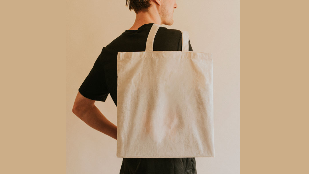 La asociación Iratzarri organiza un taller creativo para diseñar tu propia "tote bag"