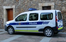 Nuevo vehículo 100% eléctrico para la policía municipal