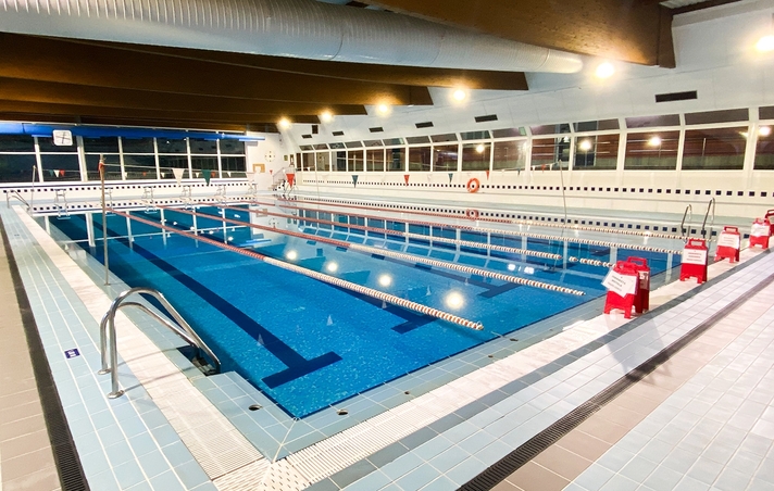 Remodelación de la piscina grande del polideportivo Bikuña