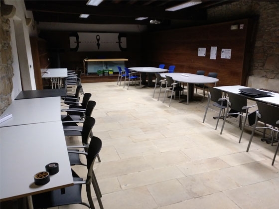 Aula de estudio disponible hasta el 26