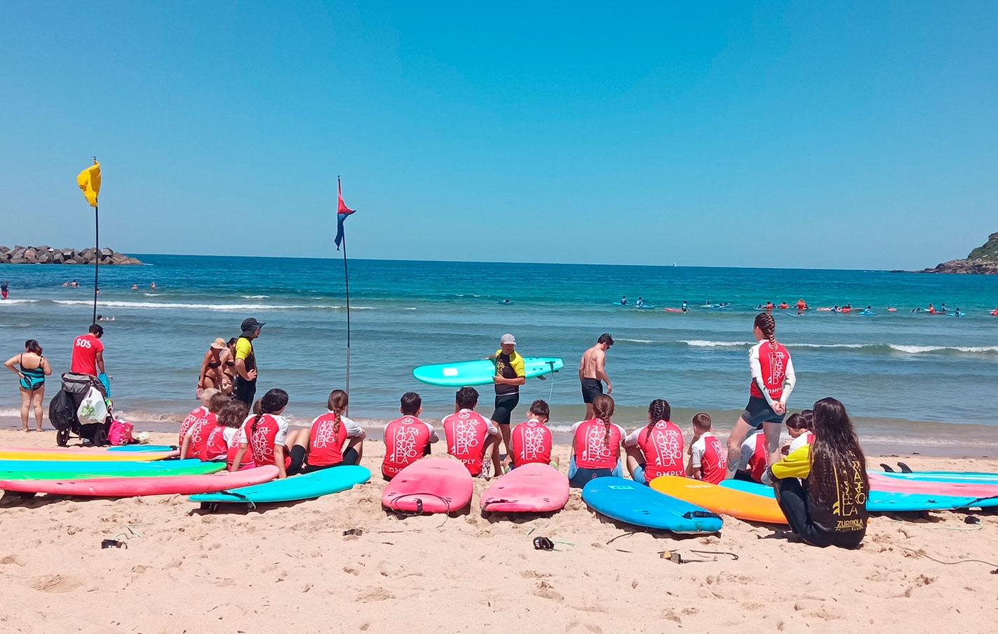 ¡Excelente verano en el Servicio para Adolescentes!