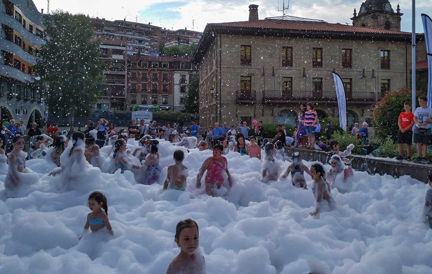 Fiesta de la espuma el próximo lunes en Laubide para finalizar el programa Uztakale
