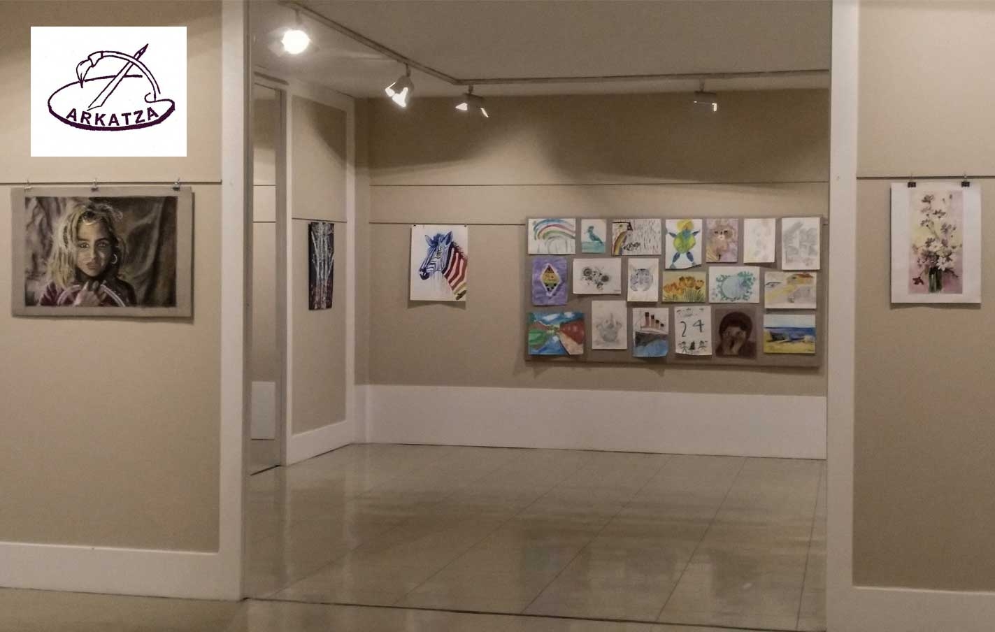 Exposición del alumnado de la escuela de Dibujo y Pintura en Kultur Etxea