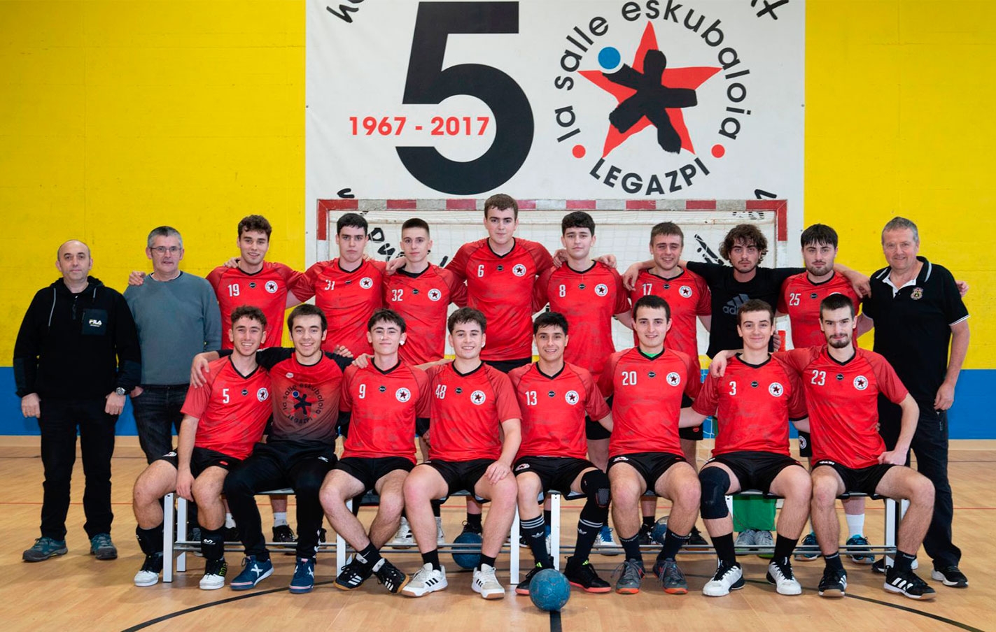 La Salle Balonmano convoca a sus jugadores