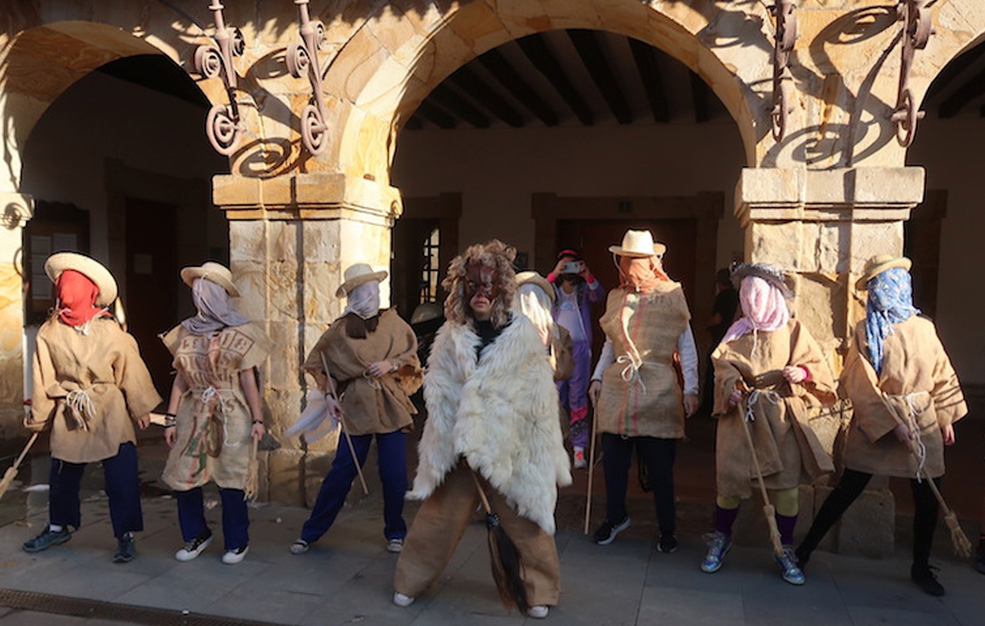 Comparsa del Domingo de Carnaval: 30 años de la Comparsa de Carnaval tradicional