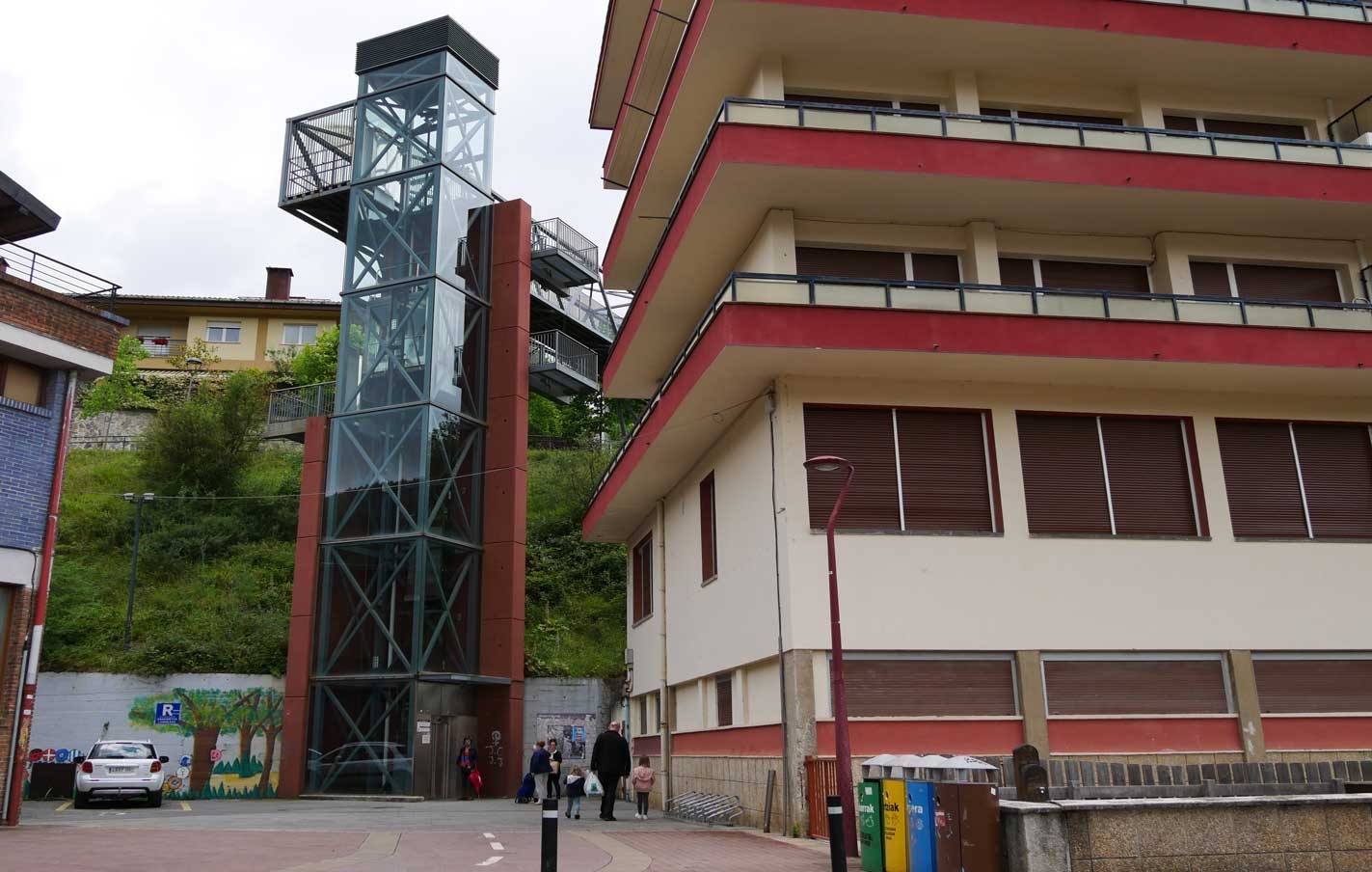 Los próximos días 22 y 23 de junio, lunes y martes el ascensor de Latxartegi permanerá cerrado.