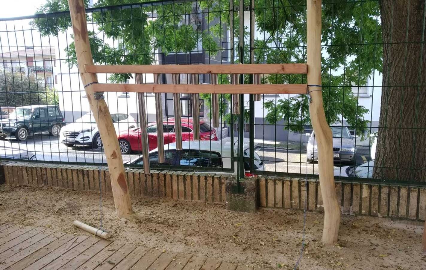 Desperfectos en el nuevo parque infantil de Domingo Agirre.