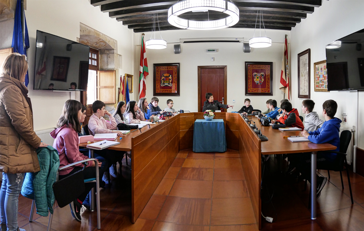 Visita al Ayuntamiento de los alumnos/as de 6º curso de Haztegi Ikastola