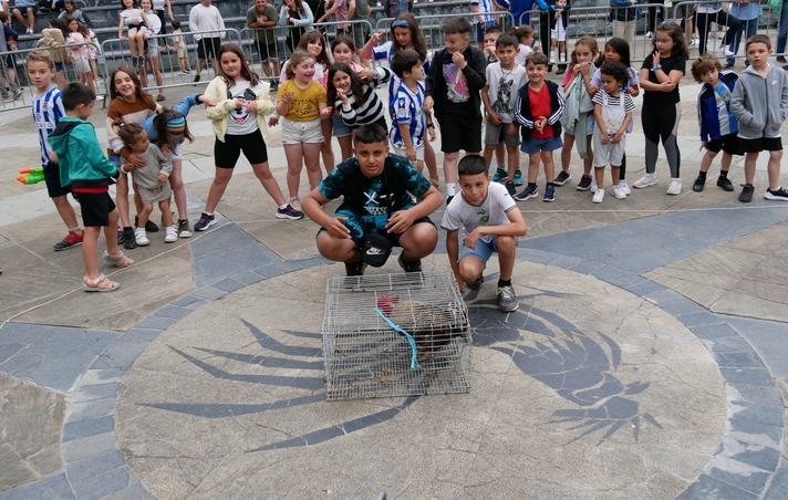 Mohammed Akka e Ilyas El Boukili ganadores del Juego del Gallo de 2024