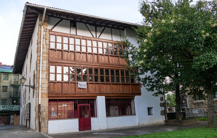 Cursos de euskara en el Euskaltegi municipal de Legazpi