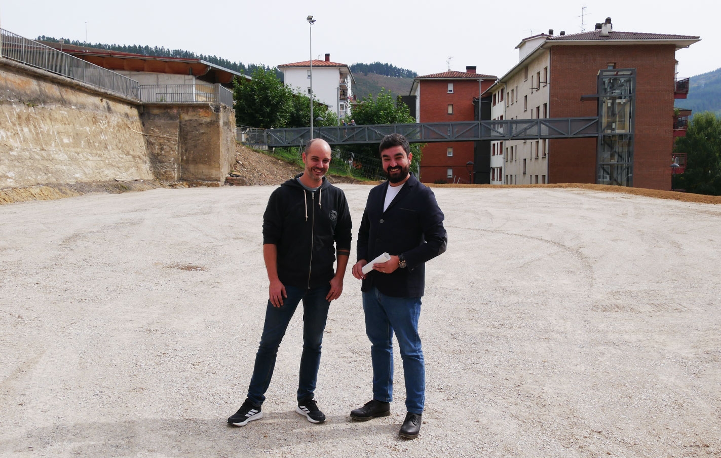 El nuevo aparcamiento provisional de 44 plazas en Urtatza estará habilitado desde esta tarde