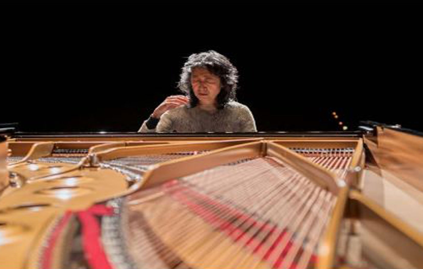 Kursaal Eskura: Mahler Chamber Orchestra & Mitsuko Uchida, Piano
