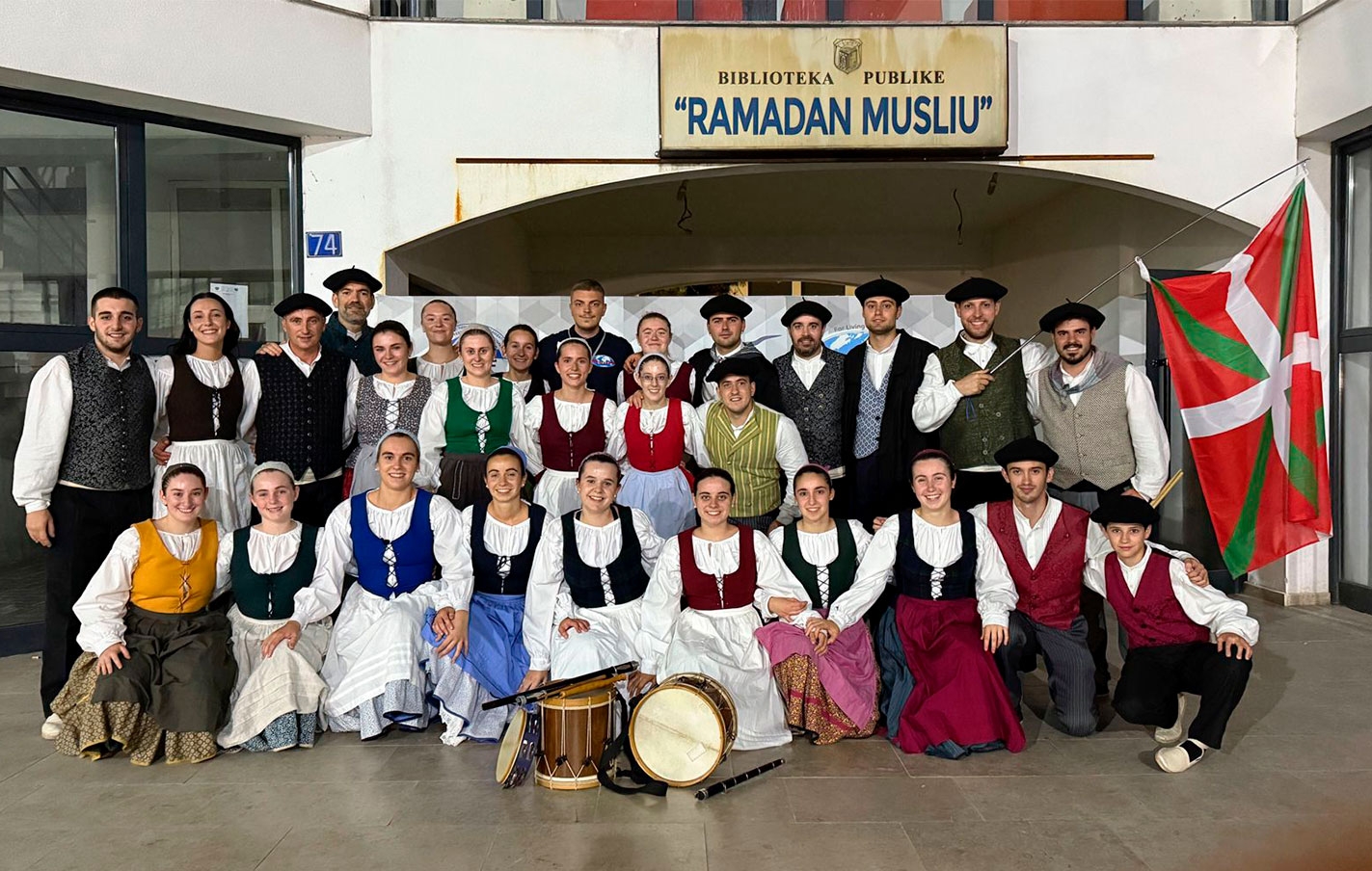 Korosti Dantza Taldea ha llevado nuestra cultura a Kosovo en el Festival Internacional de Folklore