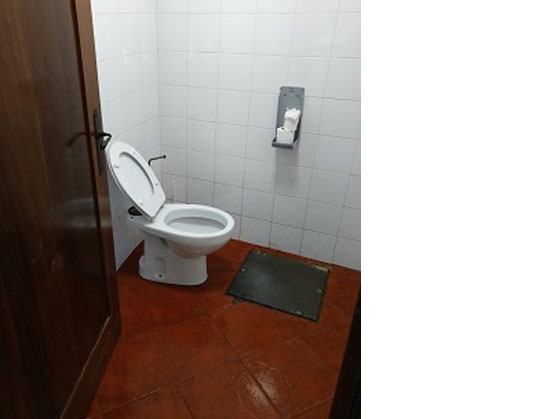 Cerrado temporalmente el baño de Mirandaola