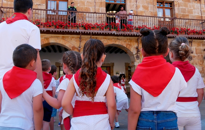 UZTALAI udaleku irekiak (colonias abiertas): hoy lunes, 5 de mayo, se abre el plazo para matricular a las-os niñas-os en las colonias abiertas UZTALAI
