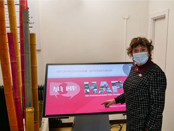 En marcha la pantalla interactiva con información sobre el PGOU