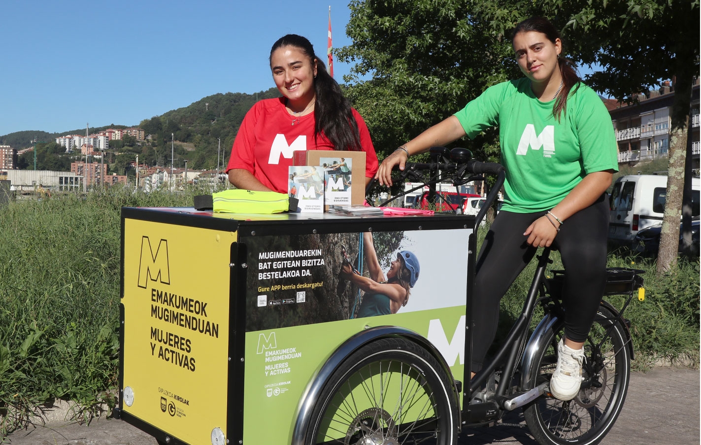 Gira de presentación de la APP Emakumeok Mugimenduan en Legazpi, el 4 de octubre