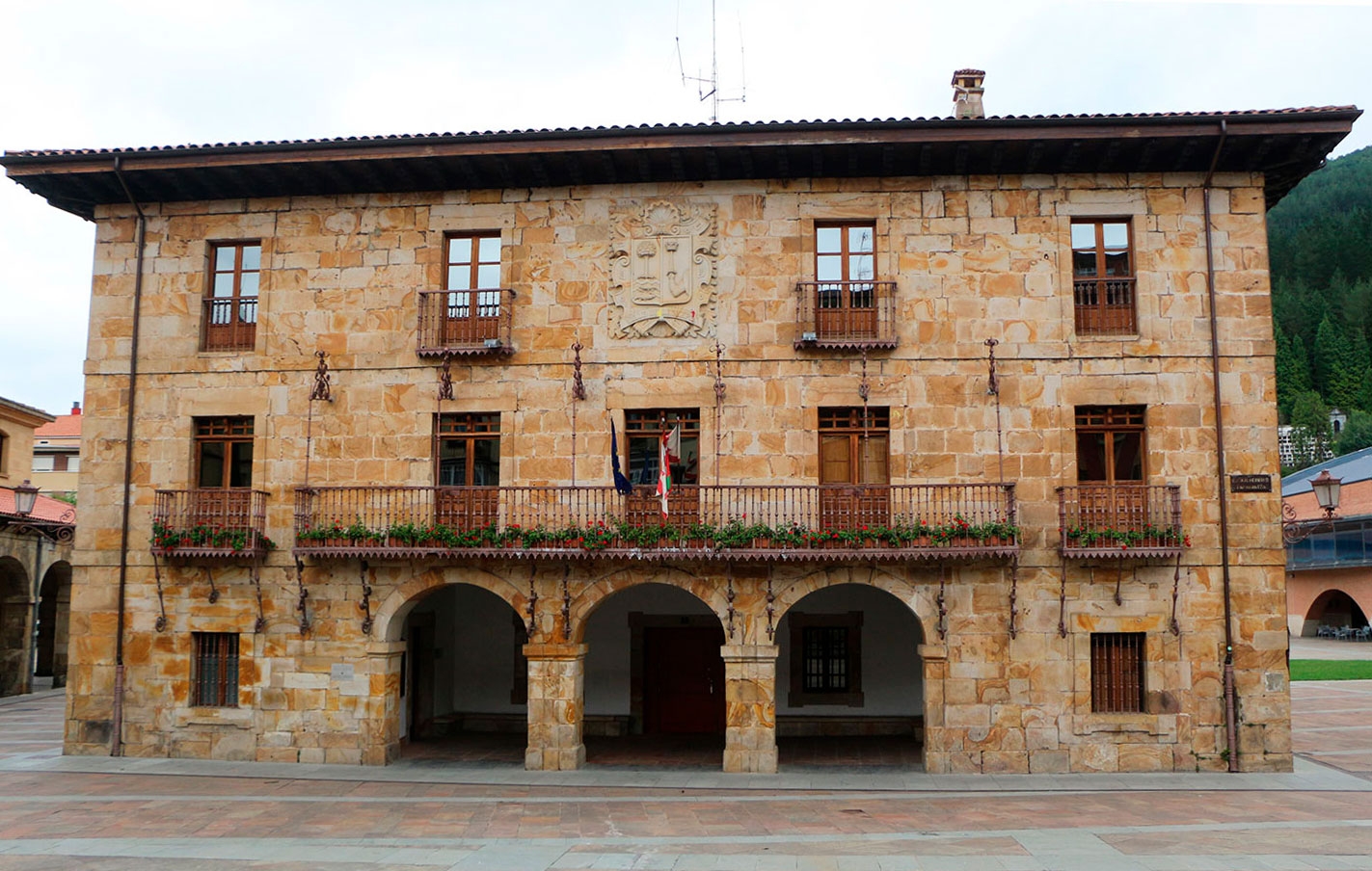 Comunicado del Ayuntamiento de Legazpi sobre la sentencia por exposición al amianto