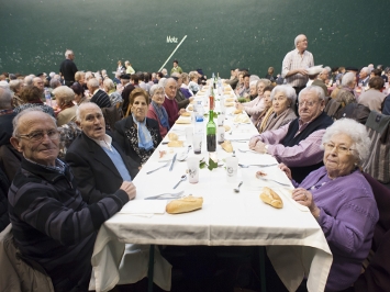 El lunes se abrirá el plazo de inscripción para la comida para mayores de 80 años