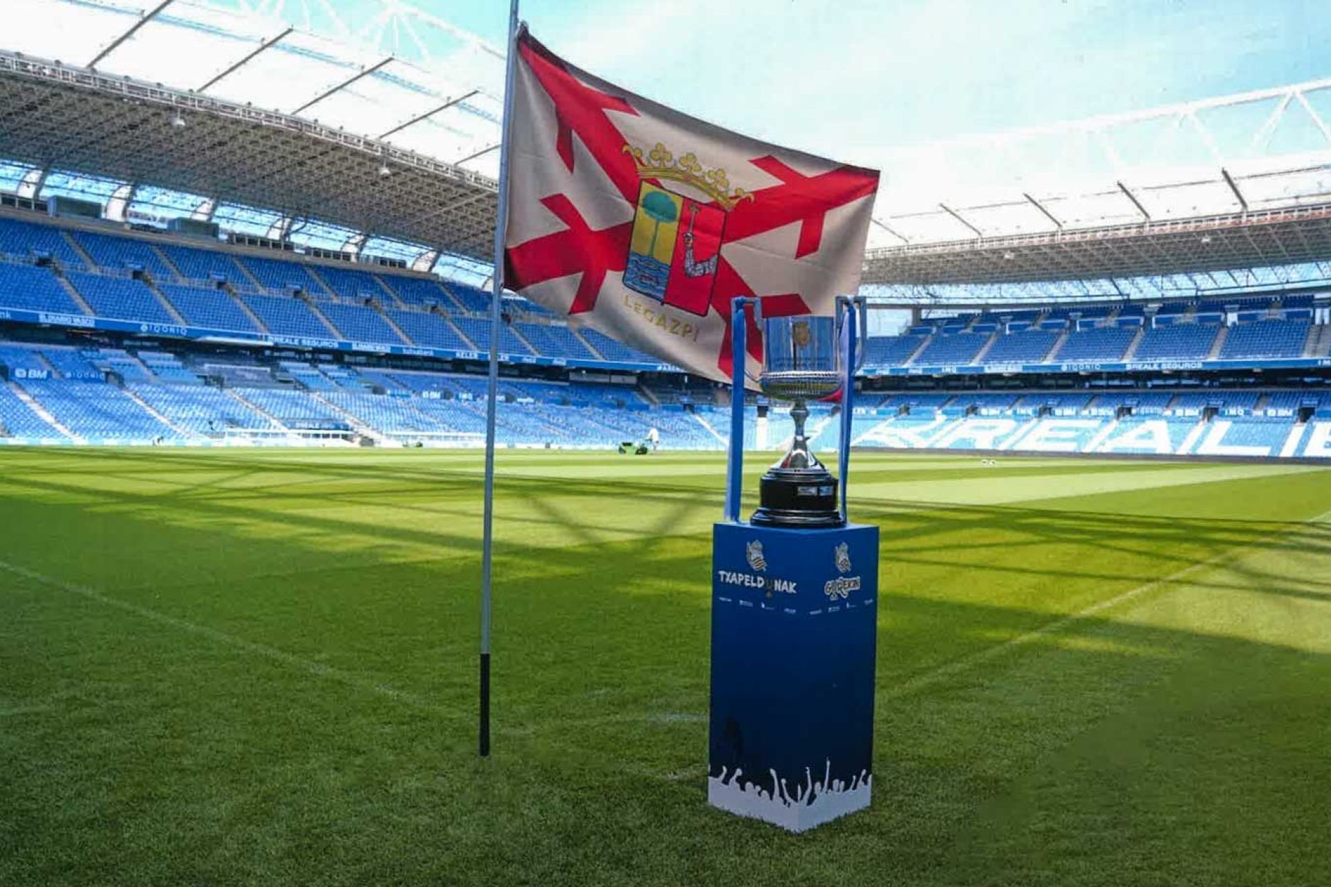 Agradecimiento de la Real Sociedad por el apoyo de Legazpi en la final de la Copa