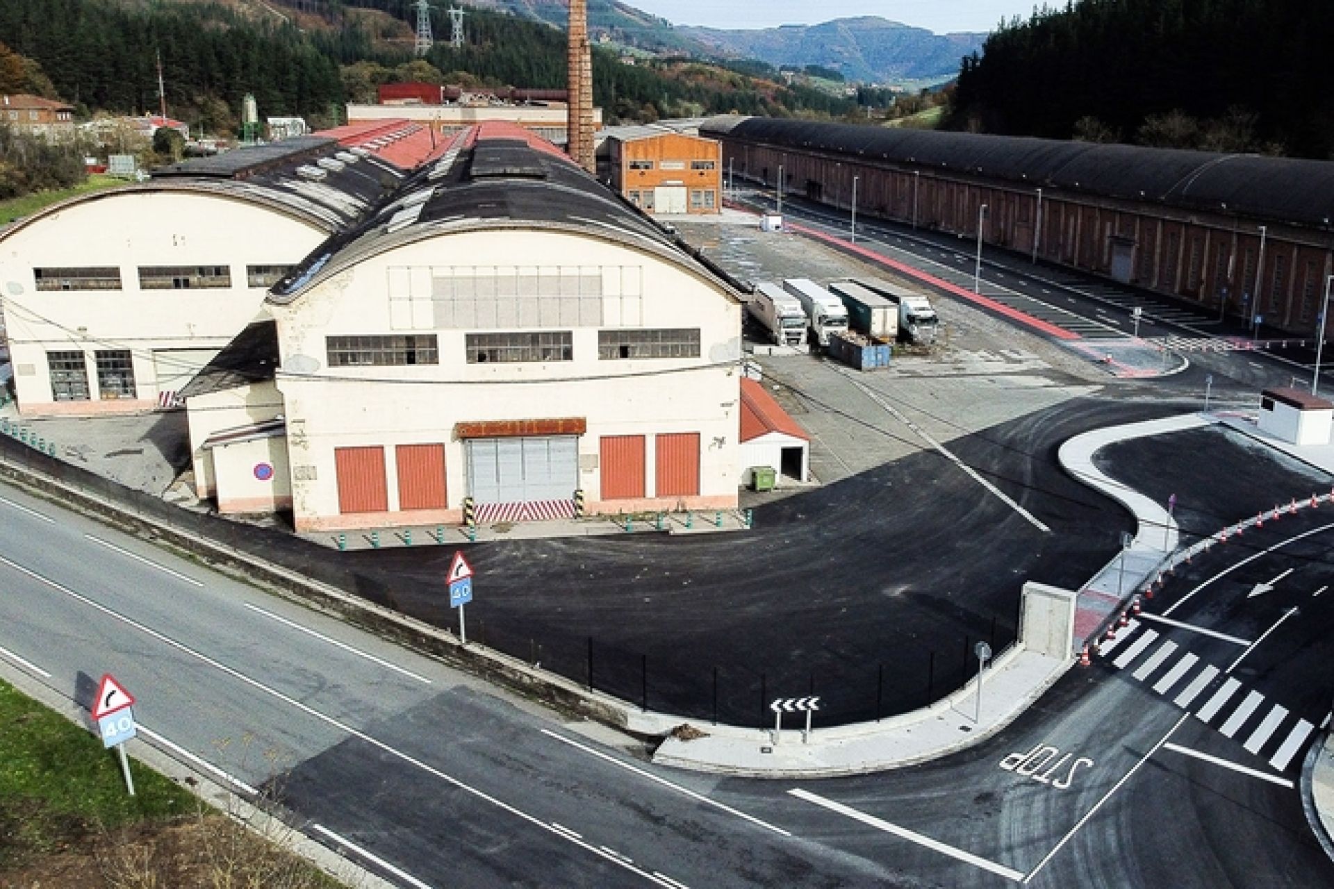 Aprobado por unanimidad el acuerdo que mejorará la seguridad del trazado ciclista entre Urretxu y Legazpi
